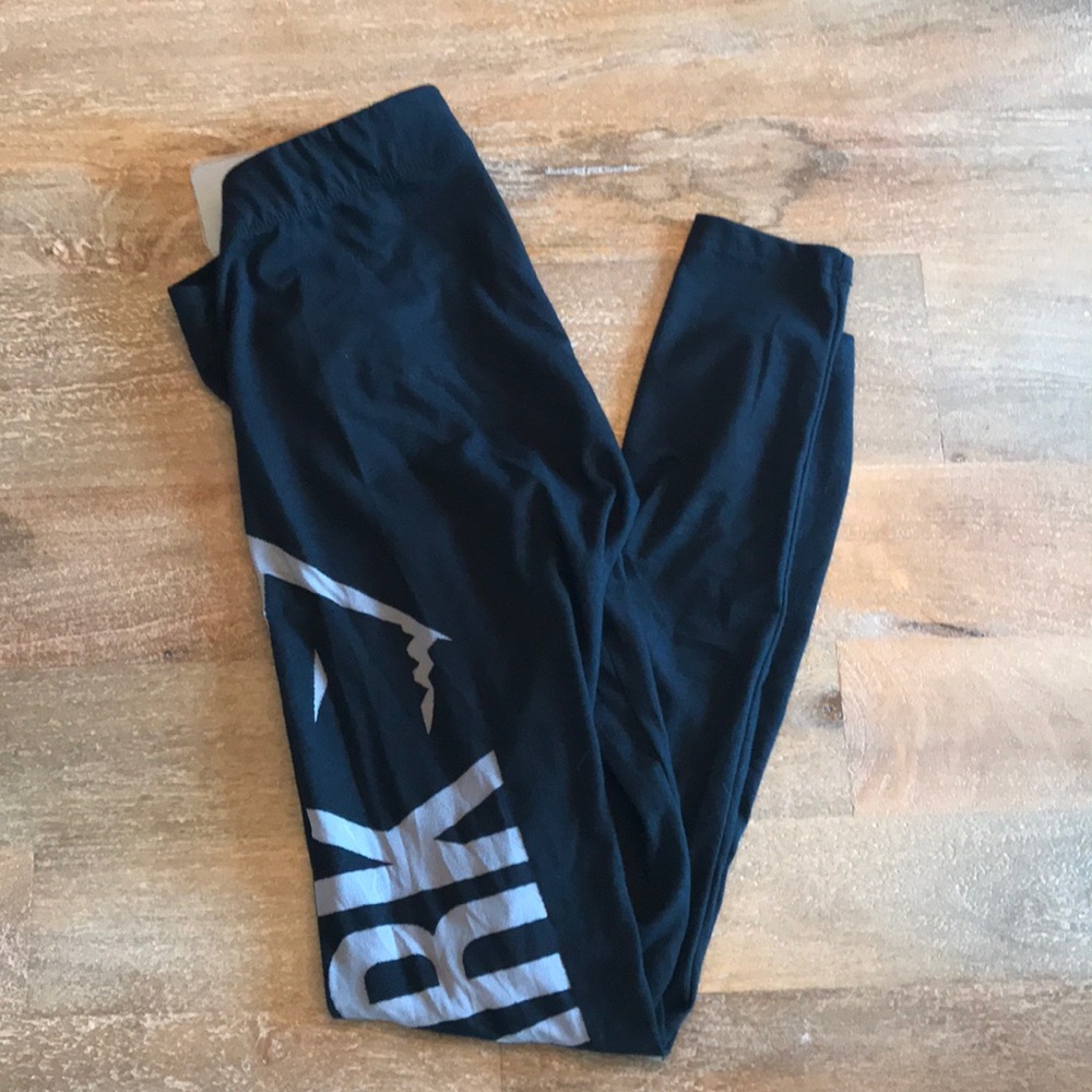 BRAND NEW WITH TAGS GYMSHARK LEGGINGS